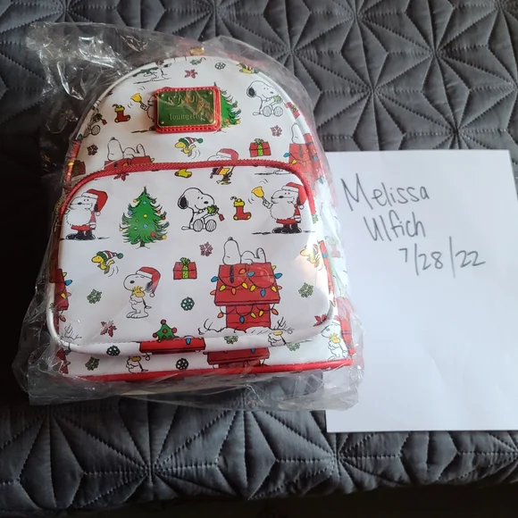 Loungefly Snoopy Christmas - Picture 2 of 4